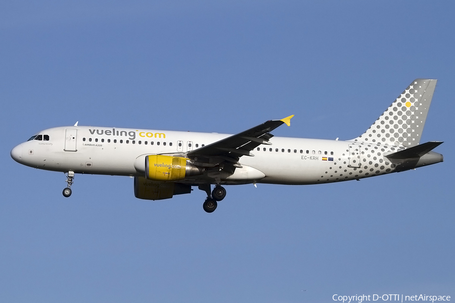 Vueling Airbus A320-214 (EC-KRH) | Photo 400188
