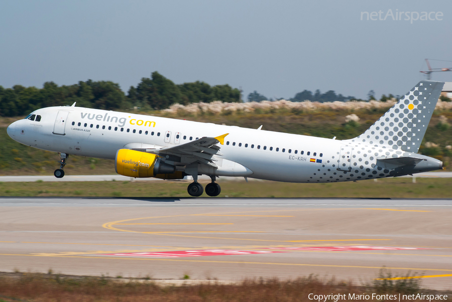 Vueling Airbus A320-214 (EC-KRH) | Photo 318840