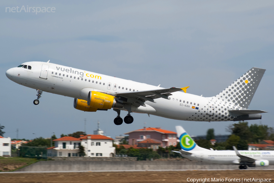Vueling Airbus A320-214 (EC-KRH) | Photo 55222