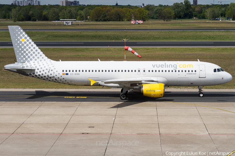 Vueling Airbus A320-214 (EC-KRH) | Photo 318294