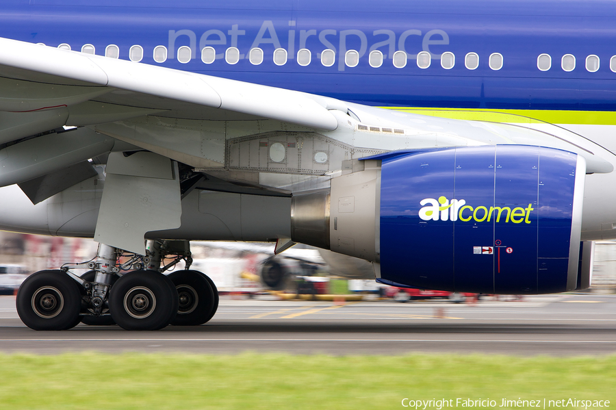 Air Comet Airbus A330-223 (EC-KYC) | Photo 4439