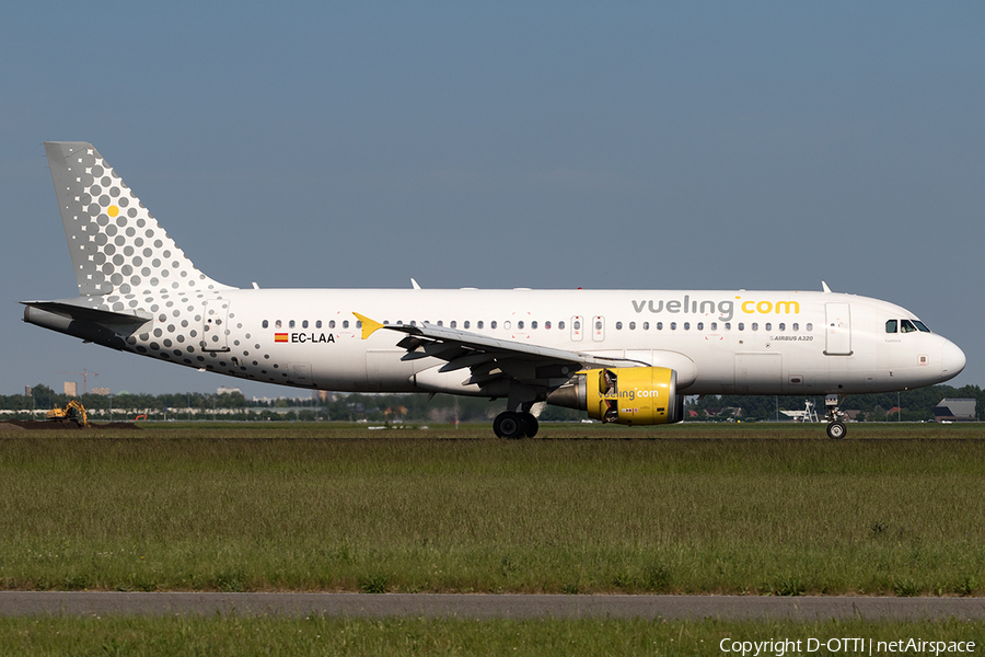Vueling Airbus A320-214 (EC-LAA) | Photo 167540