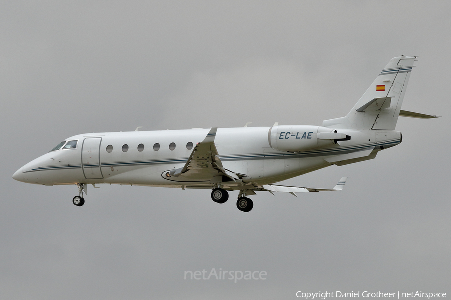 Executive Airlines Gulfstream G200 (EC-LAE) | Photo 99563