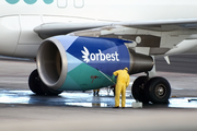 Orbest Orizonia Airbus A320-214 (EC-LAJ) at  Tenerife Sur - Reina Sofia, Spain