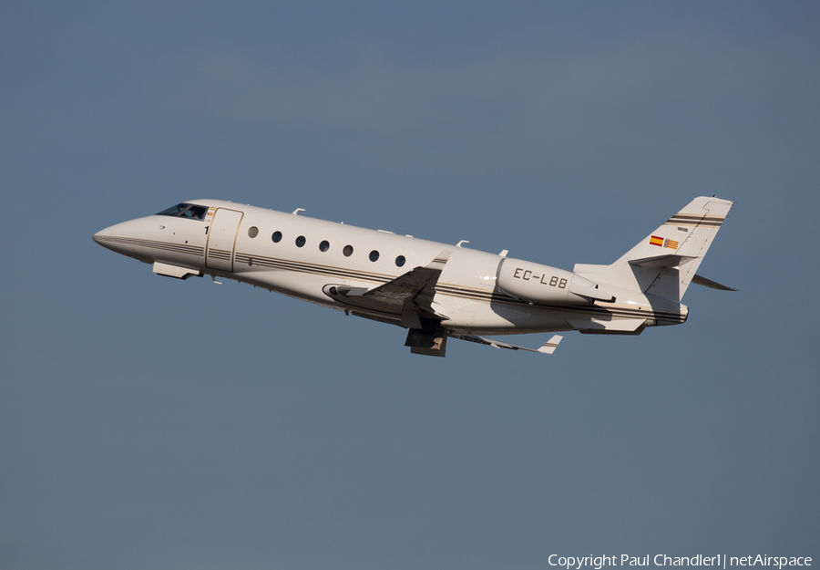 Executive Airlines Gulfstream G200 (EC-LBB) | Photo 507453