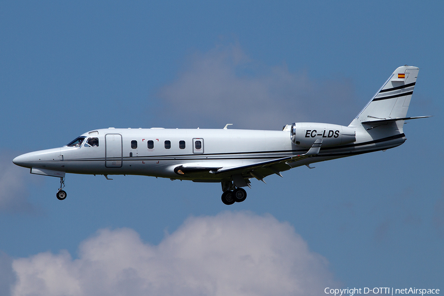 TAG Aviation Spain Gulfstream G100 (EC-LDS) | Photo 298526