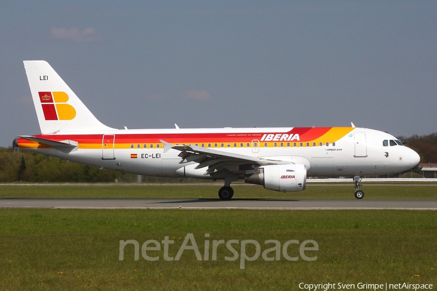 Iberia Airbus A319-111 (EC-LEI) | Photo 107230