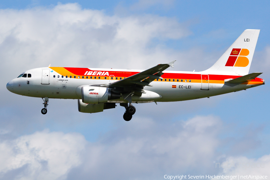 Iberia Airbus A319-111 (EC-LEI) | Photo 205416