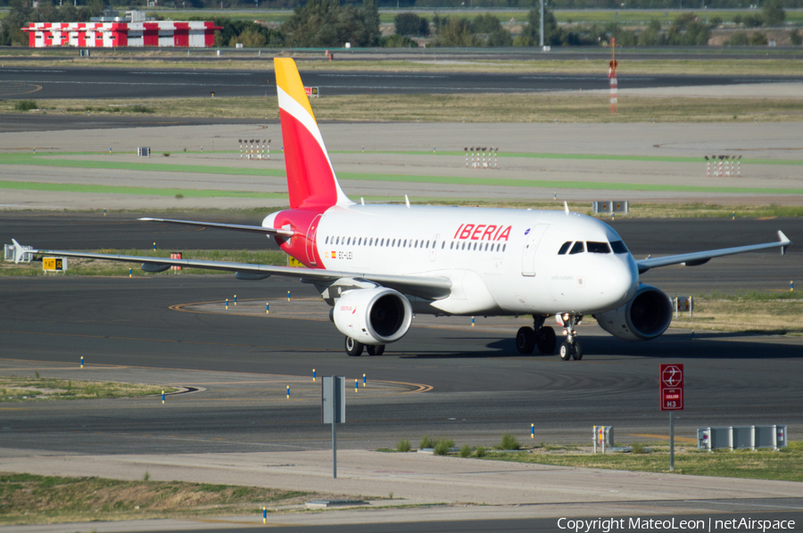 Iberia Airbus A319-111 (EC-LEI) | Photo 350511