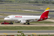 Iberia Airbus A319-111 (EC-LEI) at  Madrid - Barajas, Spain