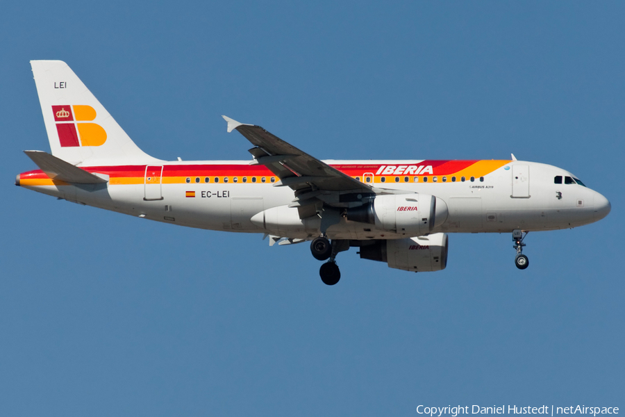 Iberia Airbus A319-111 (EC-LEI) | Photo 632583
