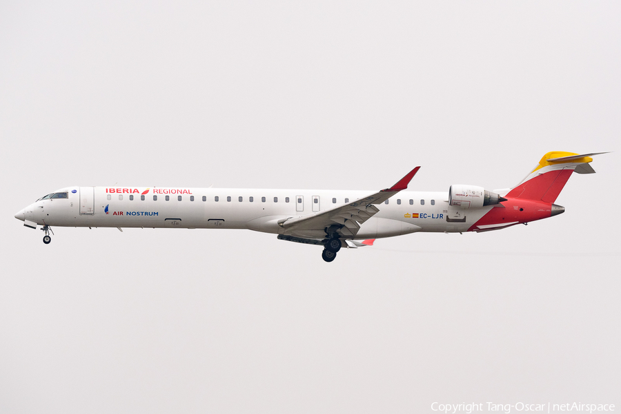 Iberia Regional (Air Nostrum) Bombardier CRJ-1000 (EC-LJR) | Photo 499536