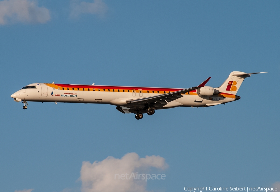 Iberia Regional (Air Nostrum) Bombardier CRJ-1000 (EC-LJR) | Photo 107924