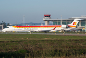 Iberia Regional (Air Nostrum) Bombardier CRJ-1000 (EC-LJR) at  Porto, Portugal