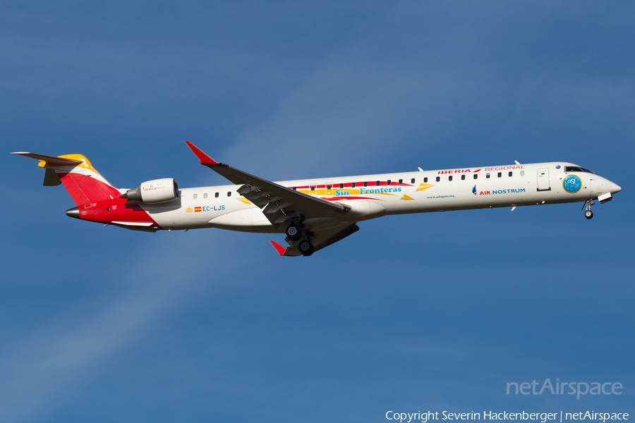 Air Nostrum Bombardier CRJ-1000 (EC-LJS) | Photo 210705