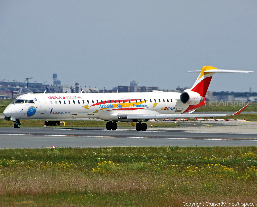Iberia Regional (Air Nostrum) Bombardier CRJ-1000 (EC-LJS) | Photo 363854