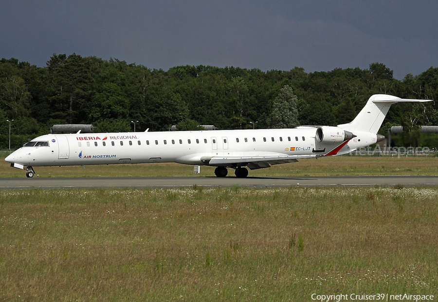 Iberia Regional (Air Nostrum) Bombardier CRJ-1000 (EC-LJT) | Photo 529386