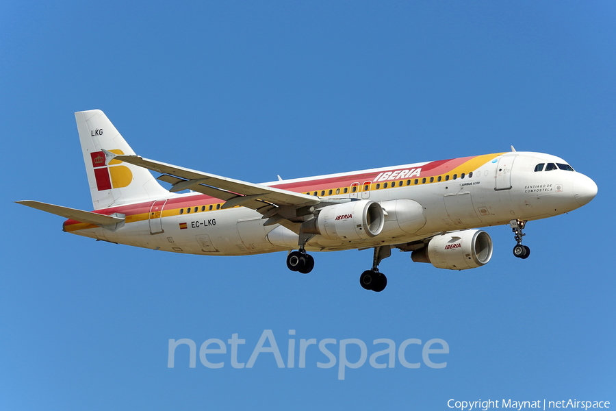 Iberia Airbus A320-214 (EC-LKG) | Photo 137466