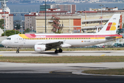 Iberia Airbus A320-214 (EC-LKG) at  Lisbon - Portela, Portugal