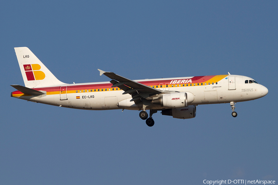 Iberia Airbus A320-214 (EC-LKG) | Photo 370281