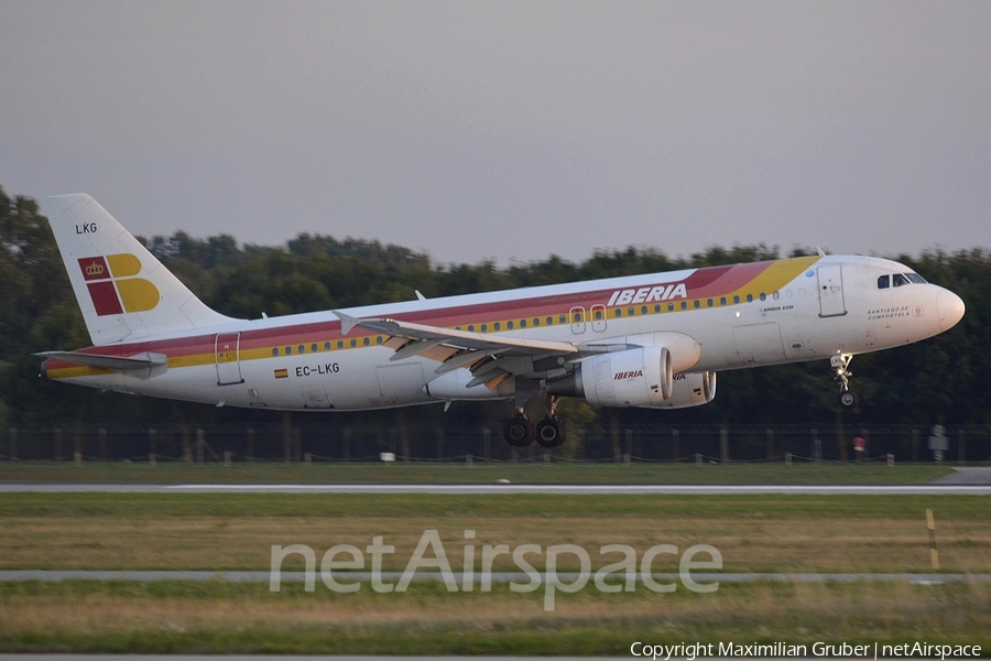 Iberia Airbus A320-214 (EC-LKG) | Photo 112376
