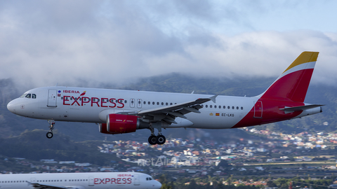 Iberia Express Airbus A320-214 (EC-LKG) at  Tenerife Norte - Los Rodeos, Spain