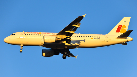 Iberia Express Airbus A320-214 (EC-LKH) at  Madrid - Barajas, Spain