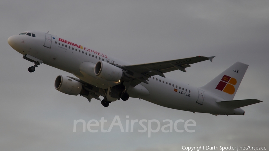 Iberia Express Airbus A320-214 (EC-LLE) | Photo 213147