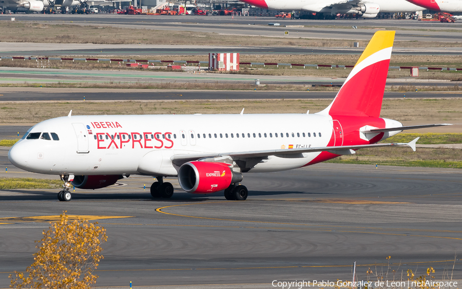 Iberia Express Airbus A320-214 (EC-LLE) | Photo 338989