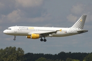 Vueling Airbus A320-214 (EC-LLJ) at  Hamburg - Fuhlsbuettel (Helmut Schmidt), Germany