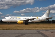 Vueling Airbus A320-214 (EC-LLM) at  Hamburg - Fuhlsbuettel (Helmut Schmidt), Germany