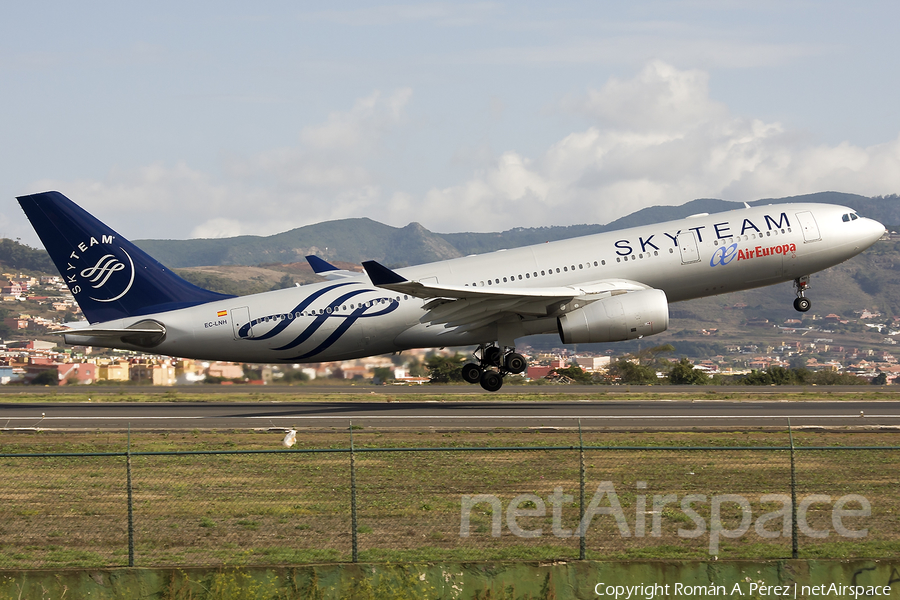 Air Europa Airbus A330-243 (EC-LNH) | Photo 282318