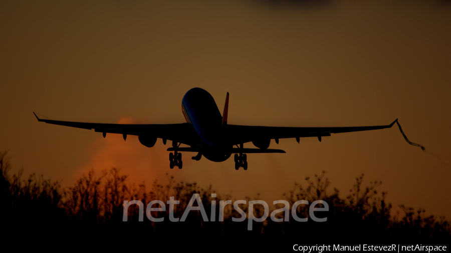 Air Europa Airbus A330-243 (EC-LNH) | Photo 332363