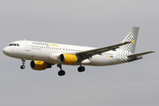 Vueling Airbus A320-214 (EC-LOP) at  Barcelona - El Prat, Spain