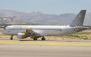 Vueling Airbus A320-214 (EC-LOP) at  Granada - Federico Garcia Lorca, Spain