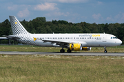 Vueling Airbus A320-214 (EC-LOP) at  Hamburg - Fuhlsbuettel (Helmut Schmidt), Germany