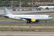 Vueling Airbus A320-214 (EC-LOP) at  Madrid - Barajas, Spain