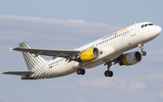 Vueling Airbus A320-214 (EC-LOP) at  Palma De Mallorca - Son San Juan, Spain