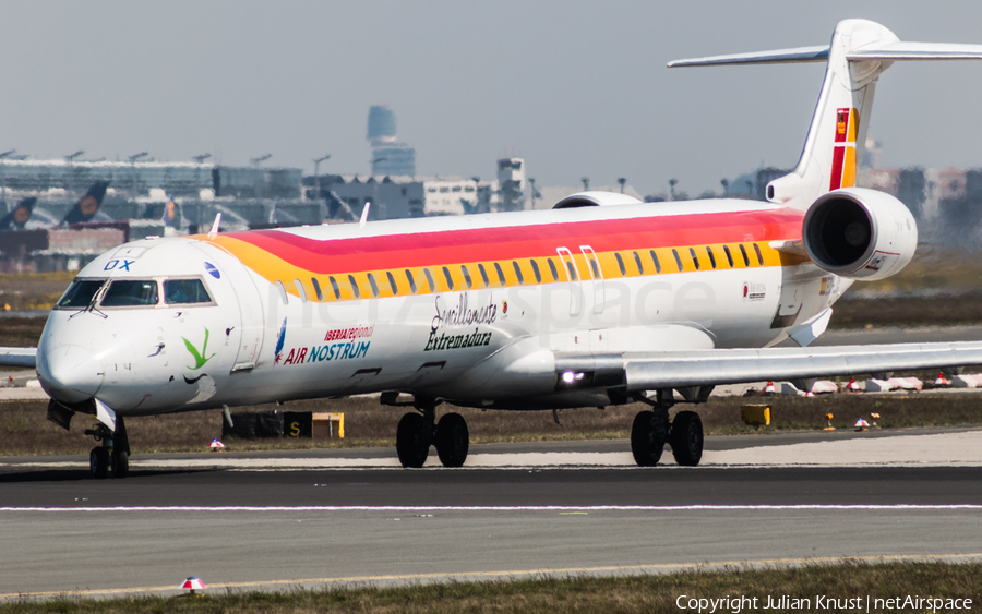 Iberia Regional (Air Nostrum) Bombardier CRJ-1000 (EC-LOX) | Photo 171028
