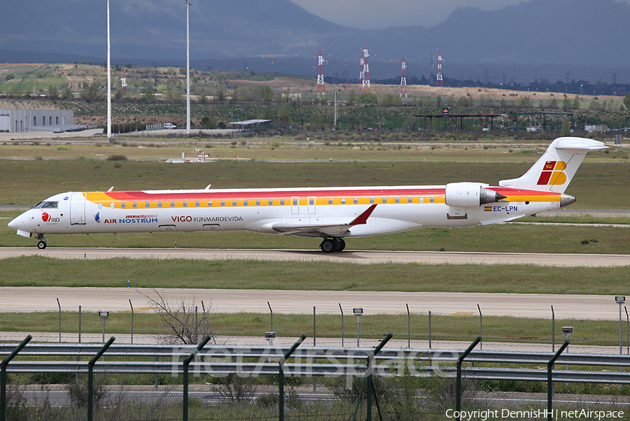Iberia Regional (Air Nostrum) Bombardier CRJ-1000 (EC-LPN) | Photo 387697