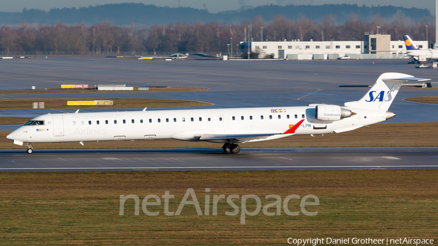 Iberia Regional (Air Nostrum) Bombardier CRJ-1000 (EC-LPN) | Photo 288517