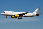 Vueling Airbus A320-232 (EC-LQJ) at  Barcelona - El Prat, Spain