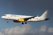 Vueling Airbus A320-232 (EC-LQJ) at  Hamburg - Fuhlsbuettel (Helmut Schmidt), Germany