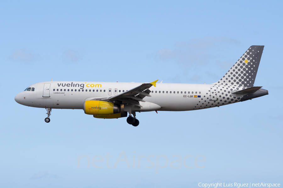 Vueling Airbus A320-232 (EC-LQK) | Photo 411503