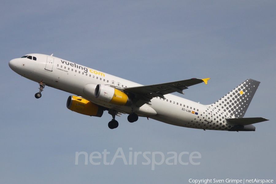 Vueling Airbus A320-232 (EC-LQK) | Photo 74277