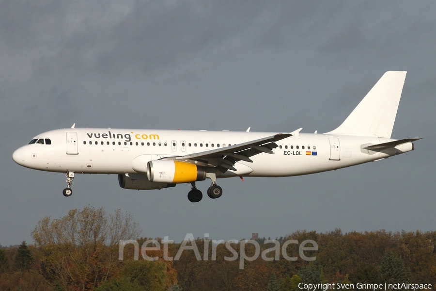 Vueling Airbus A320-232 (EC-LQL) | Photo 34013