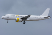 Vueling Airbus A320-232 (EC-LQL) at  Hamburg - Fuhlsbuettel (Helmut Schmidt), Germany