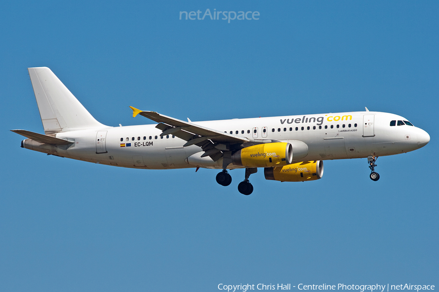 Vueling Airbus A320-232 (EC-LQM) | Photo 30403