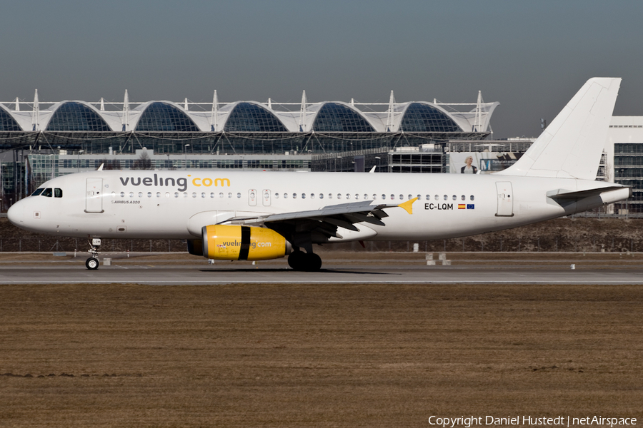 Vueling Airbus A320-232 (EC-LQM) | Photo 420353
