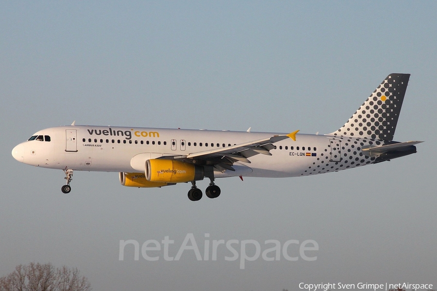 Vueling Airbus A320-232 (EC-LQN) | Photo 15879